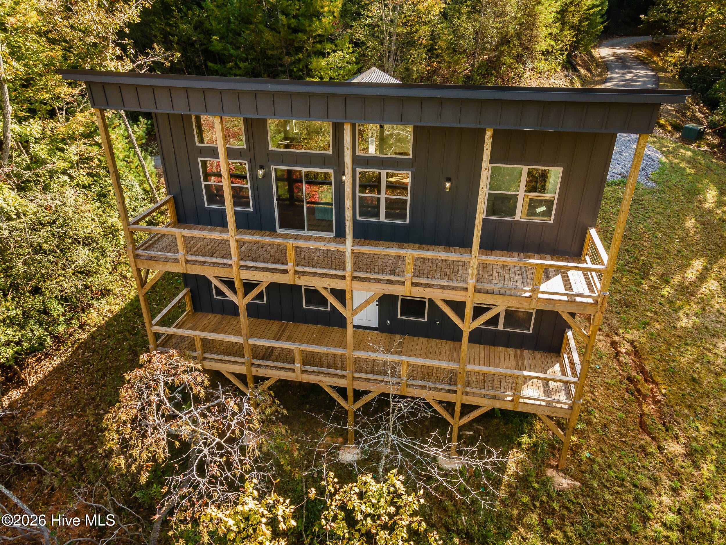 390 Fiddlers Way
