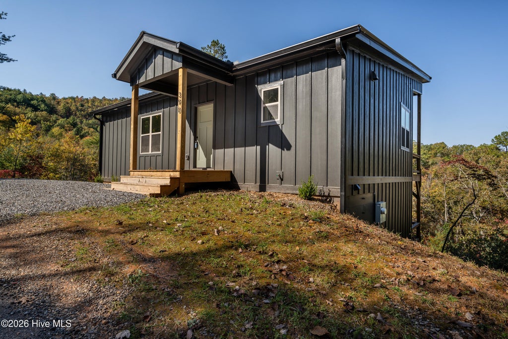 Photo of 390 Fiddlers Way, Brasstown, NC 28902 (MLS # 100612422)