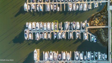 Tiny photo for 130 Spencer Farlow Drive #130, Carolina Beach, NC 28428 (MLS # 100545192)