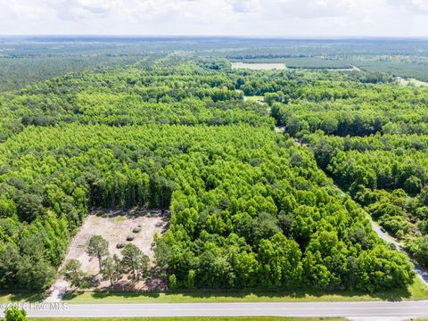Tiny photo for 4 Us Hwy 117, Burgaw, NC 28425 (MLS # 100577631)