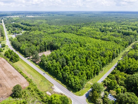 Tiny photo for 4 Us Hwy 117, Burgaw, NC 28425 (MLS # 100577631)