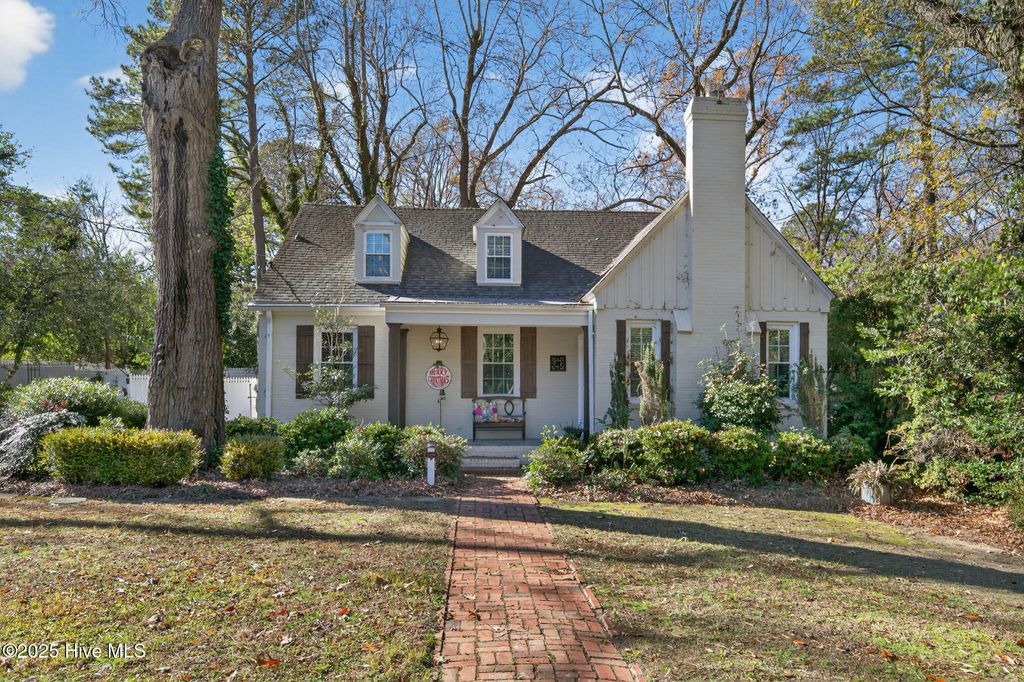 Photo of 1305 Kenan Street NW, Wilson, NC 27893 (MLS # 100545178)