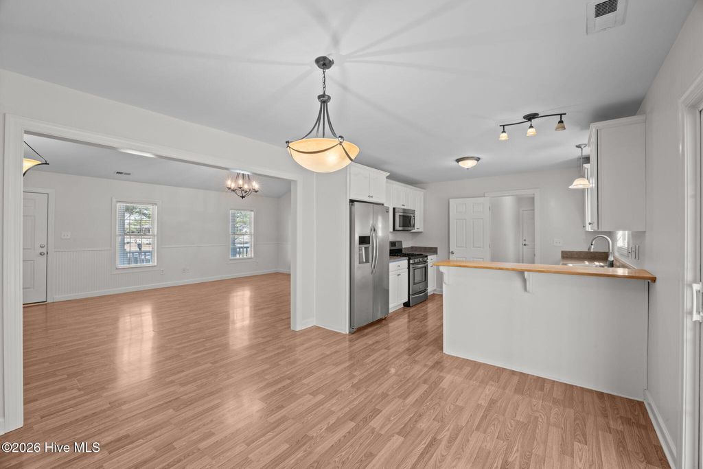 Photo of 9329 Doris Drive, Oriental, NC 28571 (MLS # 100556105)