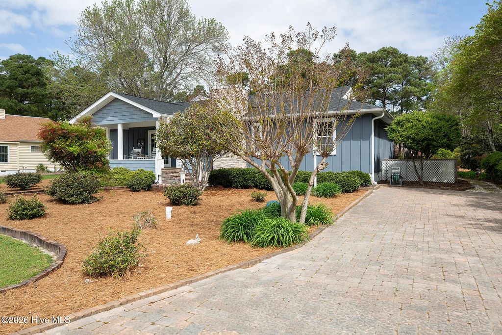 Photo of 650 Hidden Valley Road, Wilmington, NC 28409 (MLS # 100565363)