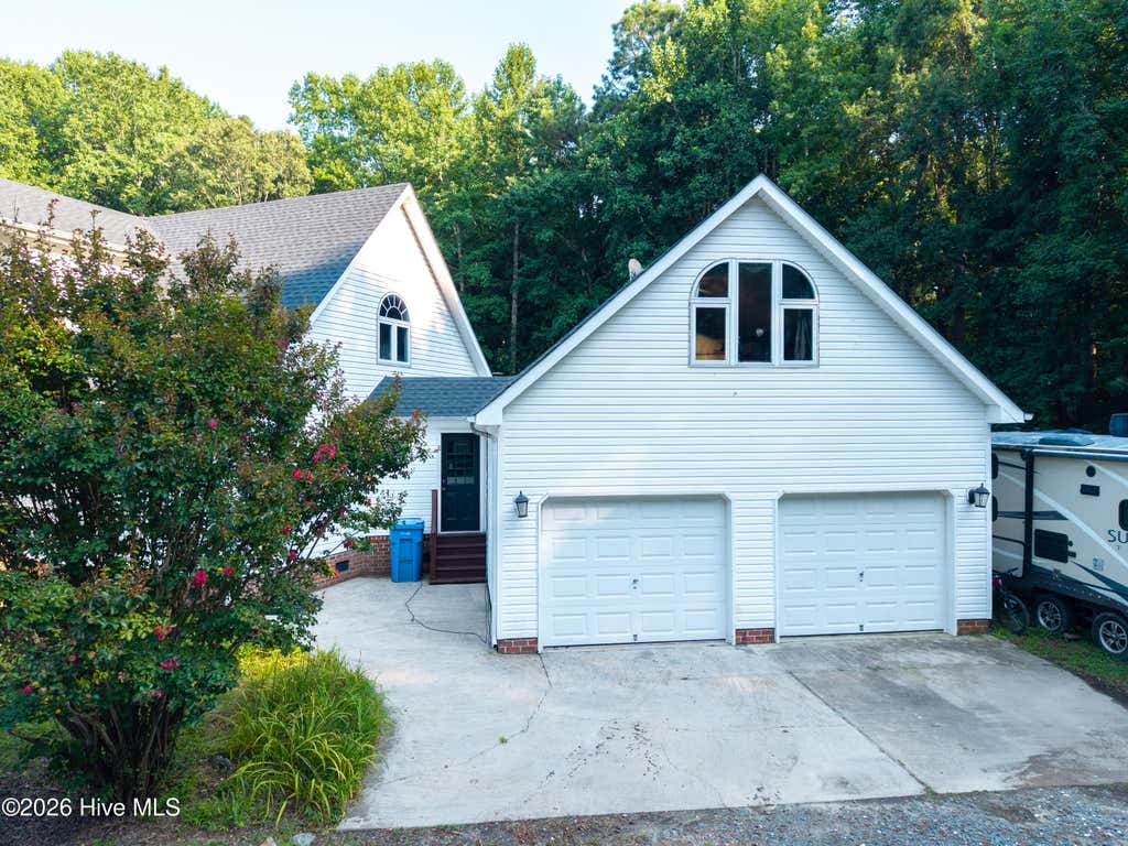 Photo of 100 Cutter Lane, Knotts Island, NC 27950 (MLS # 100590609)