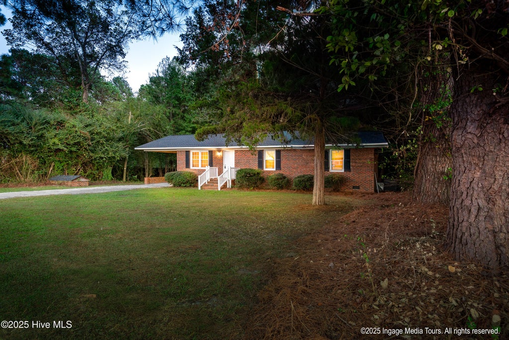 Photo of 305 British Road, Kinston, NC 28501 (MLS # 100613091)