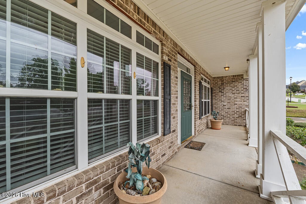 948 Woody Hill Circle