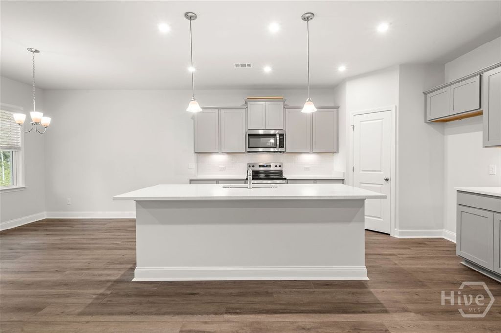 Photo of 462 Monterey Loop, Richmond Hill, GA 31324 (MLS # SA347045)