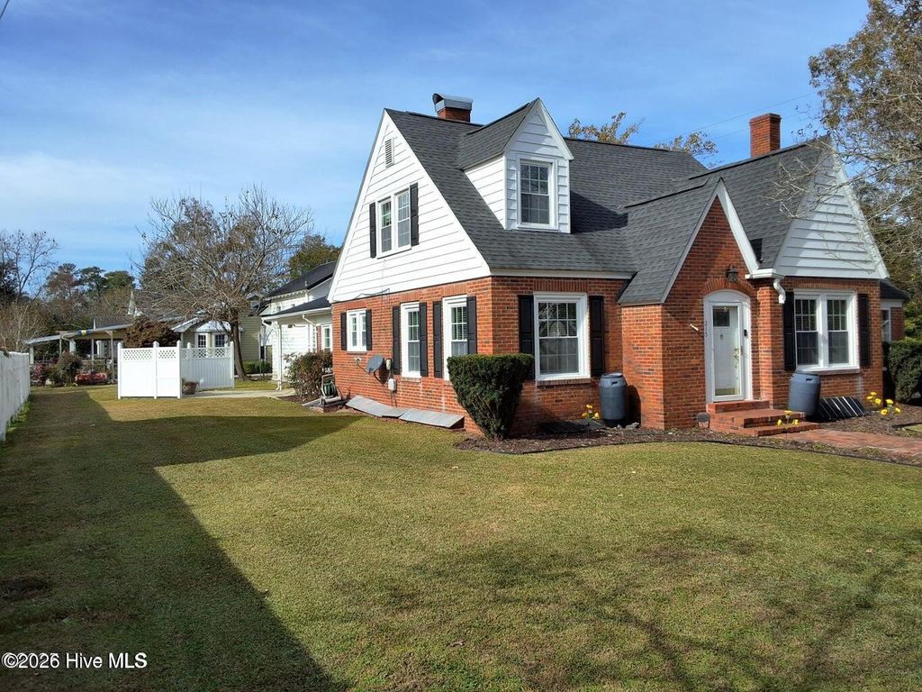 Photo of 215 N Elm Street, Chadbourn, NC 28431 (MLS # 100571878)