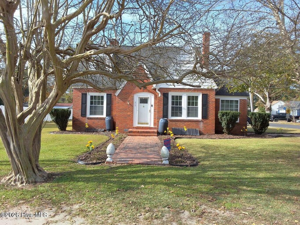 Photo of 215 N Elm Street, Chadbourn, NC 28431 (MLS # 100571878)