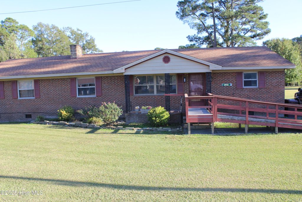 Photo of 2715 Us Highway 64 W, Plymouth, NC 27962 (MLS # 100536122)