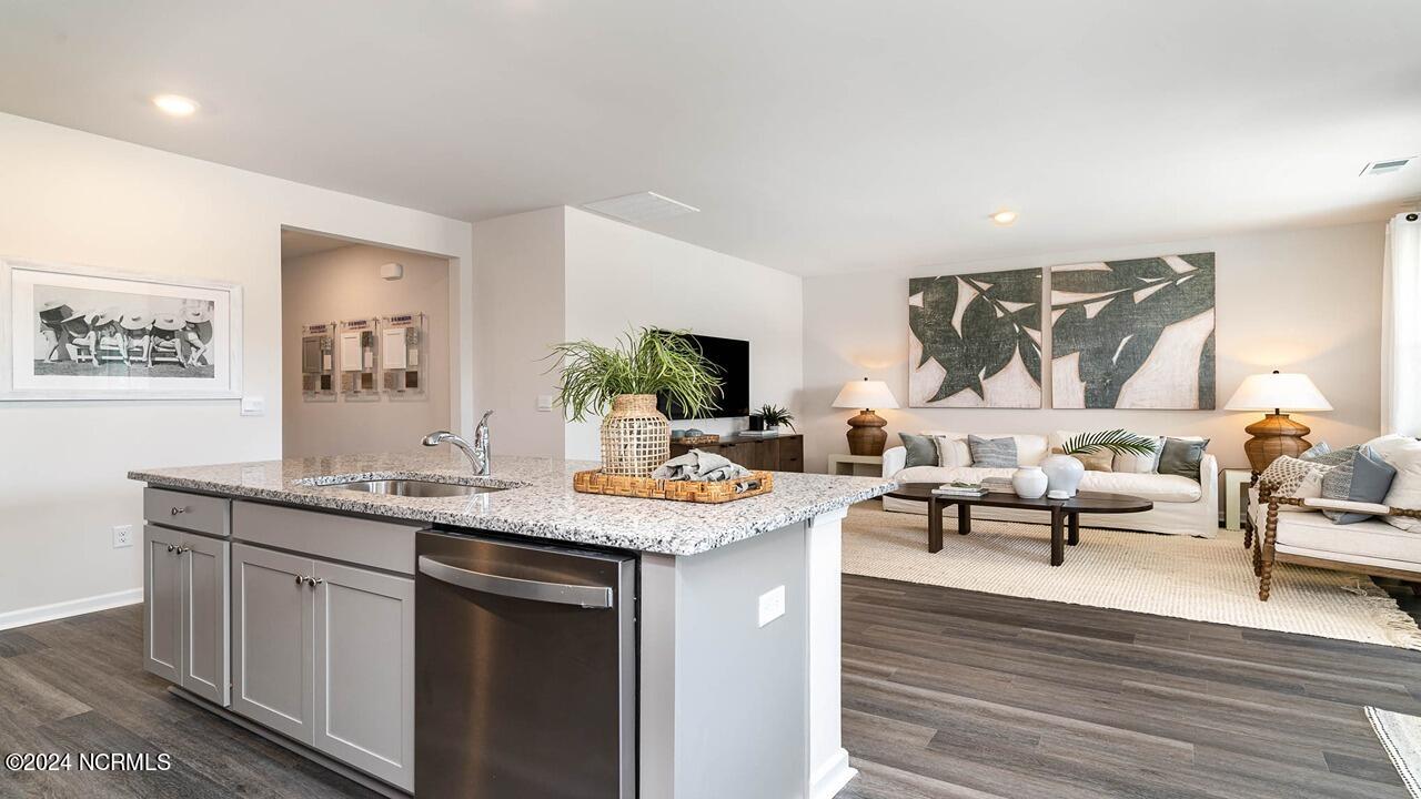 971 Stanbury Bluff Road SW