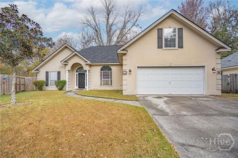 Homes For Rent - 114 Laurens Lane<br/> Savannah, GA 31419