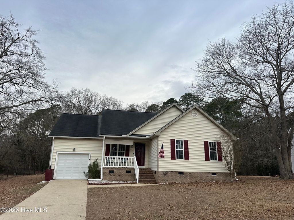 Photo of 502 Twin Creeks Drive, Goldsboro, NC 27530 (MLS # 100550920)
