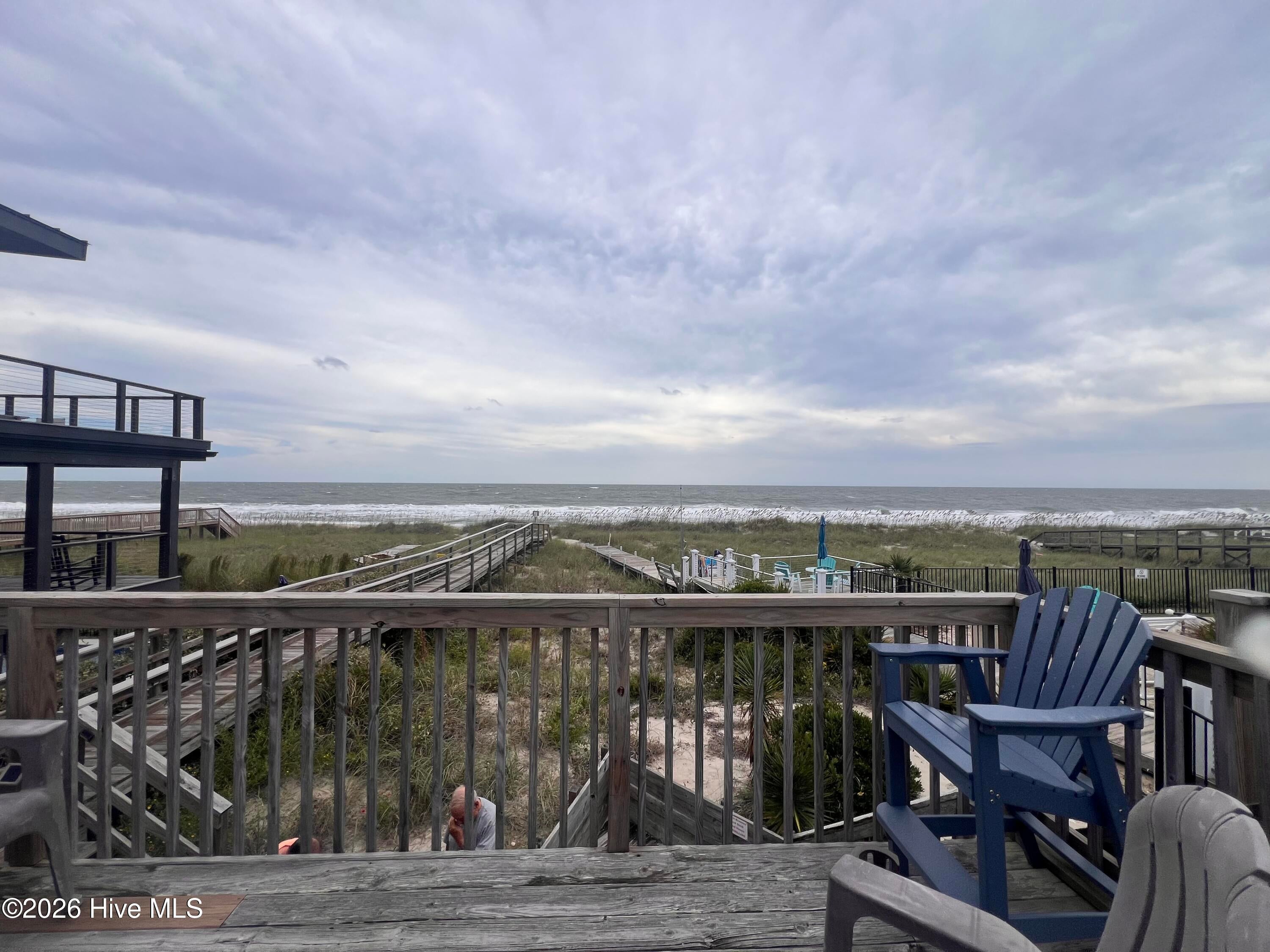 832 Fort Fisher Boulevard N
