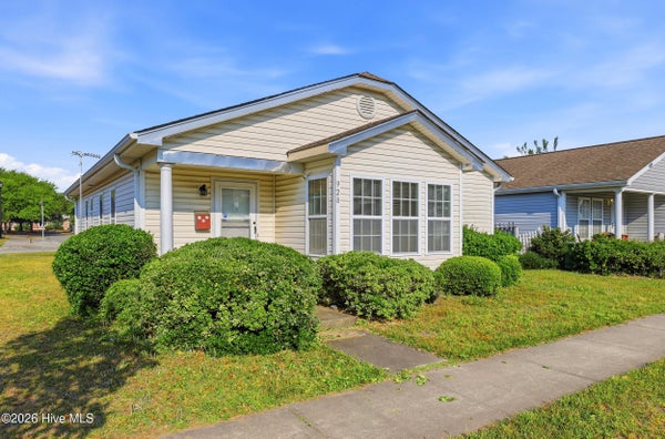 928 S 10TH ST, WILMINGTON, NC 28401 - Image c2a3c8e01e5933ef3e7b7500e82c8047/2501917359