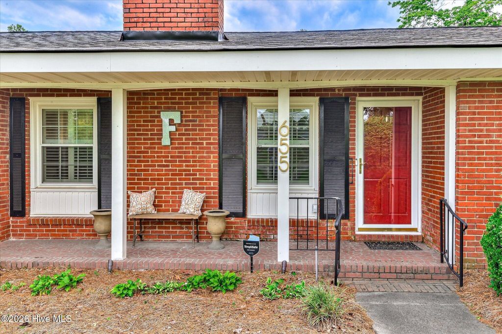 Photo of 655 Canterbury Drive, Augusta, GA 30909 (MLS # 100579174)