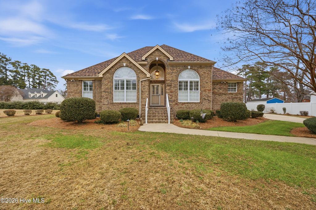 Photo of 104 Beverly Drive, Elizabeth City, NC 27909 (MLS # 100555177)