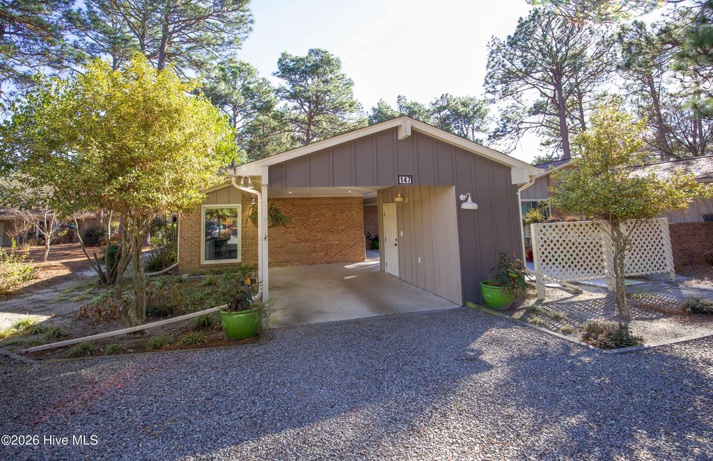 Photo of 147 Knollwood Drive, Southern Pines, NC 28387 (MLS # 100568981)