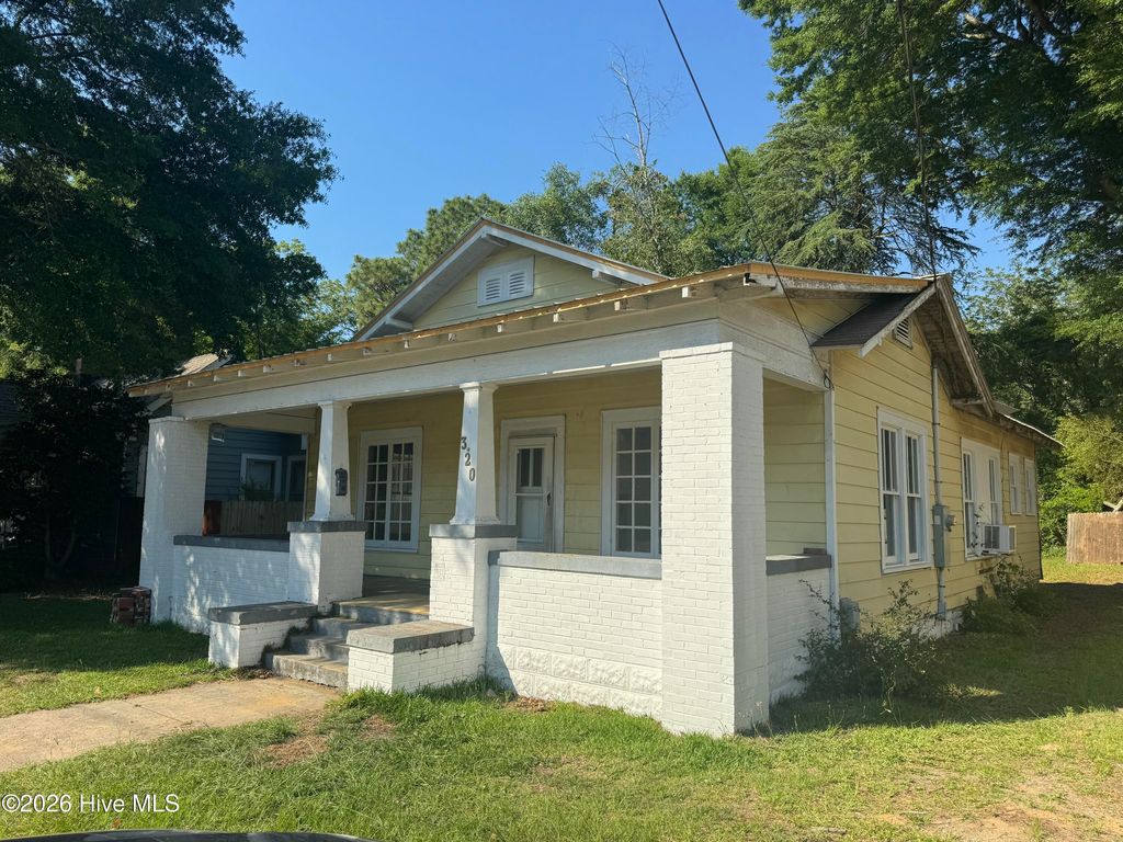 Photo of 320 Spring Street, Hamlet, NC 28345 (MLS # 100579833)