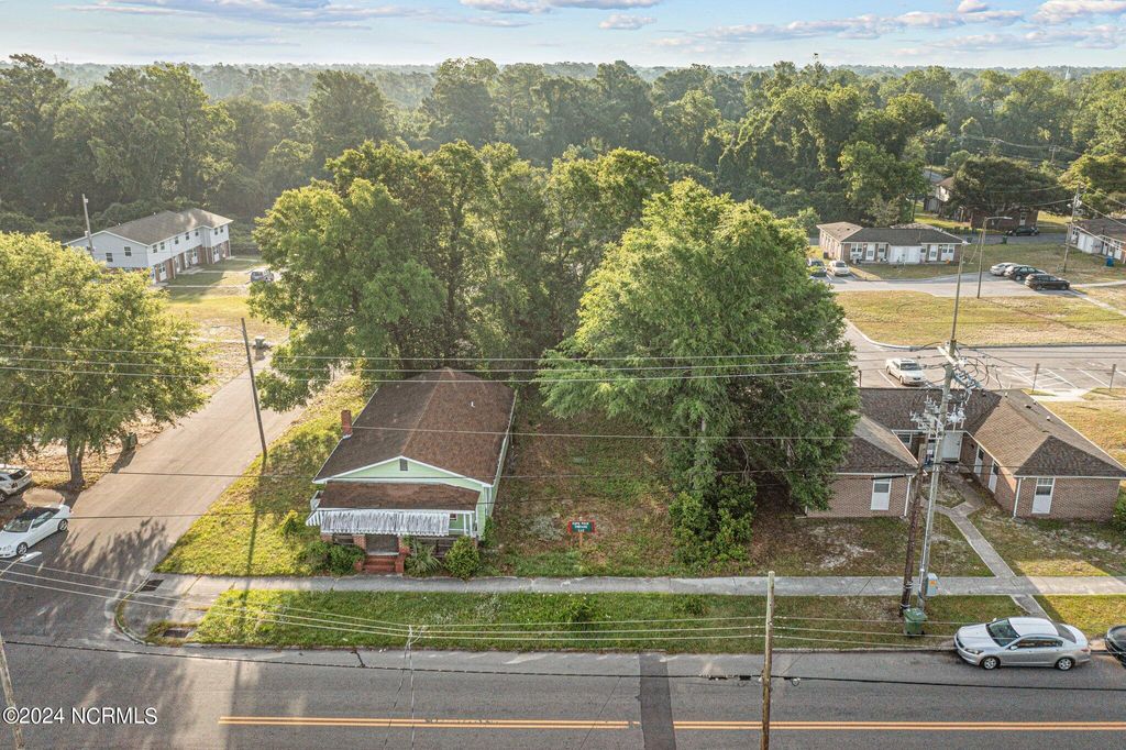 Photo of 518 N 11th Street, Wilmington, NC 28401 (MLS # 100571335)