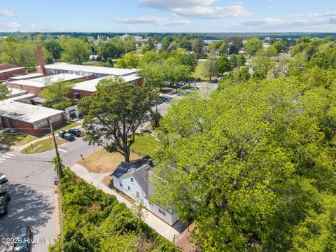 Tiny photo for 400 Warlick Street, Jacksonville, NC 28540 (MLS # 100568668)
