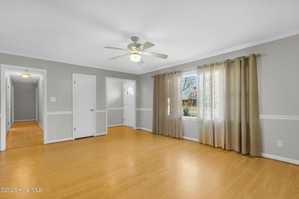 Photo of 609 Edgehill Road, Trent Woods, NC 28562 (MLS # 100555734)