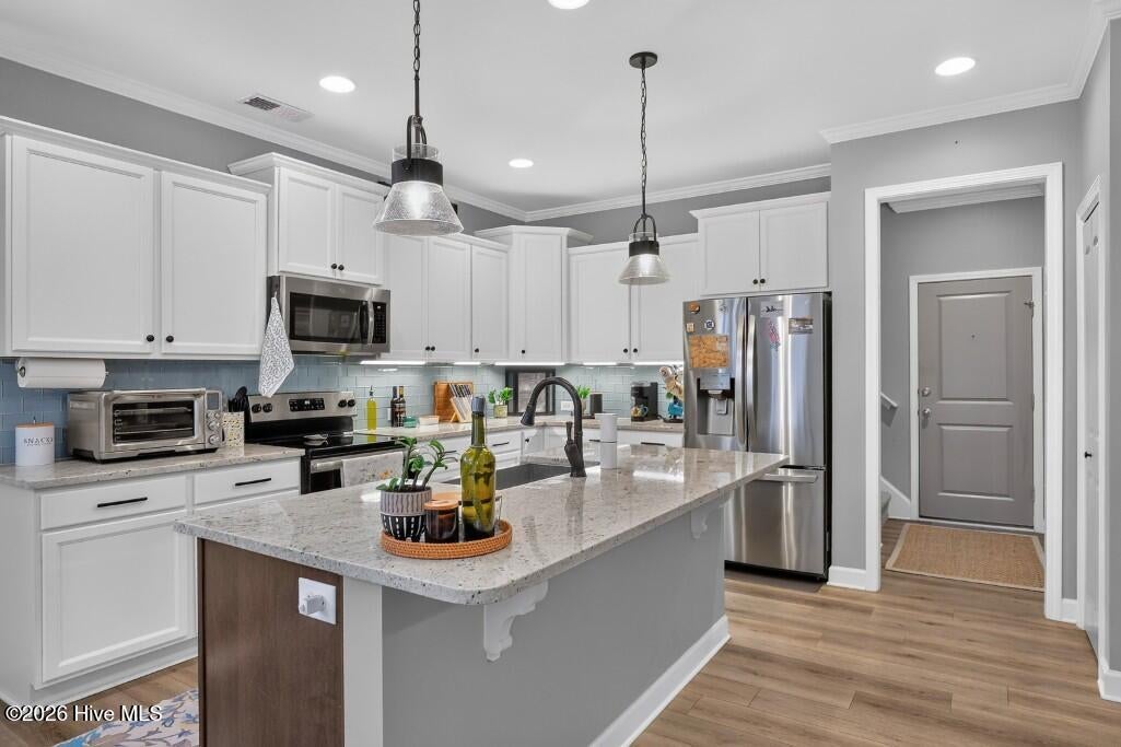1200 Caracara Drive