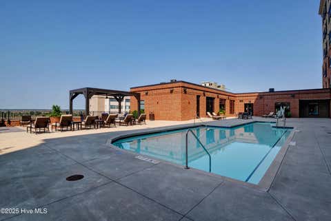 Tiny photo for 14 Grace Street #1216, Wilmington, NC 28401 (MLS # 100593724)