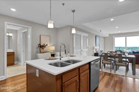 Tiny photo for 14 Grace Street #1216, Wilmington, NC 28401 (MLS # 100593724)