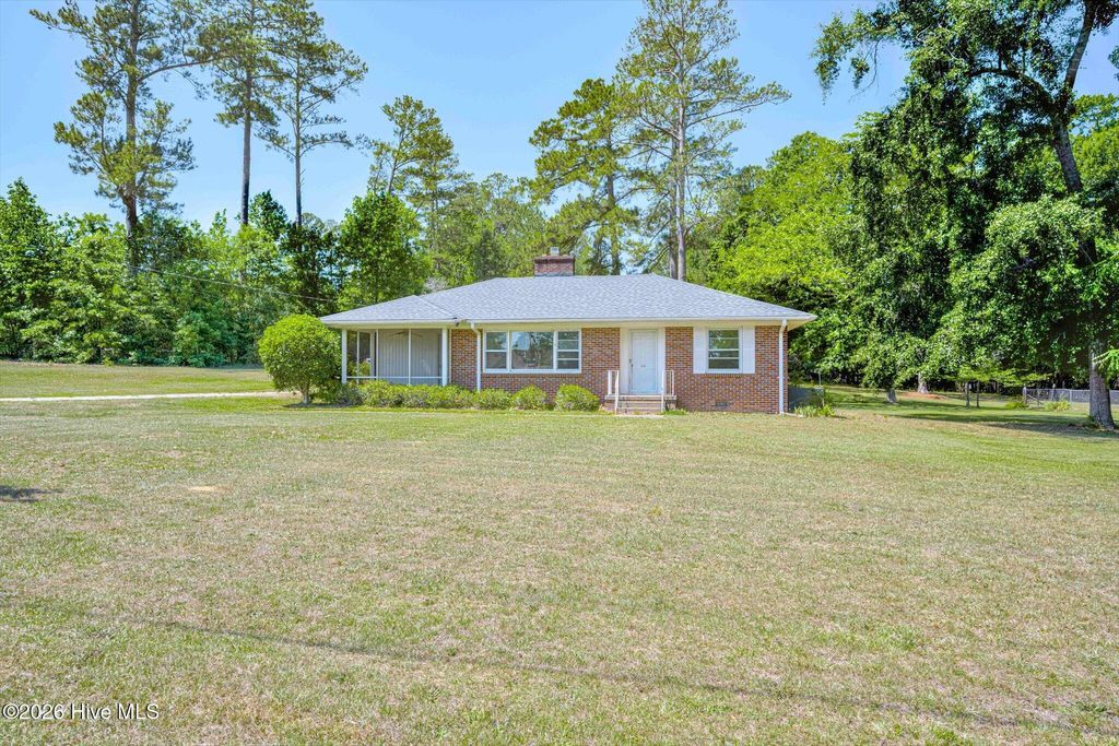 Photo of 326 Sunrise Drive, Lincolnton, GA 30817 (MLS # 100577061)