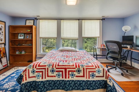Tiny photo for 206 W Foy Street, Richlands, NC 28574 (MLS # 100579362)