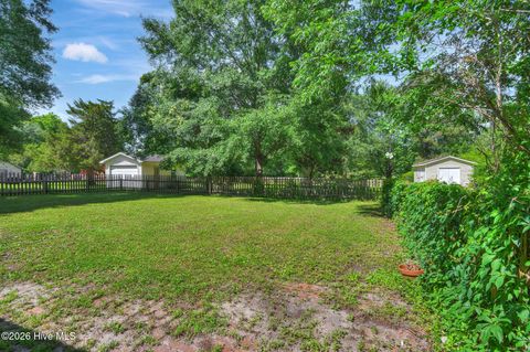 Tiny photo for 206 W Foy Street, Richlands, NC 28574 (MLS # 100579362)