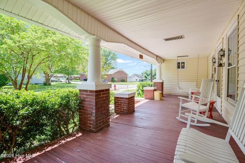Tiny photo for 206 W Foy Street, Richlands, NC 28574 (MLS # 100579362)