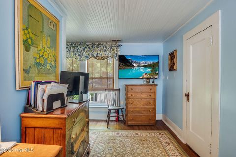Tiny photo for 206 W Foy Street, Richlands, NC 28574 (MLS # 100579362)