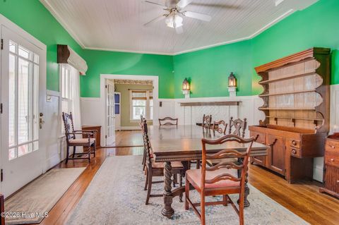 Tiny photo for 206 W Foy Street, Richlands, NC 28574 (MLS # 100579362)
