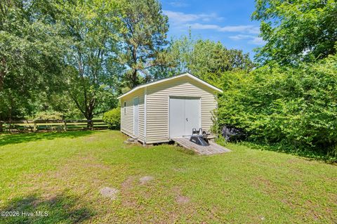 Tiny photo for 206 W Foy Street, Richlands, NC 28574 (MLS # 100579362)