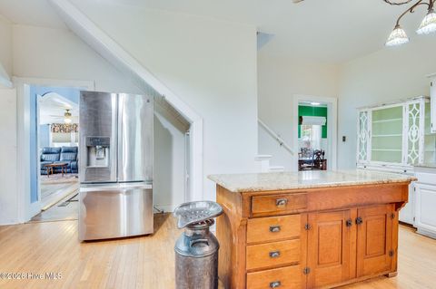Tiny photo for 206 W Foy Street, Richlands, NC 28574 (MLS # 100579362)