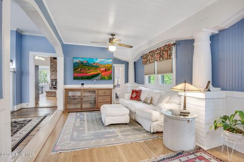 Tiny photo for 206 W Foy Street, Richlands, NC 28574 (MLS # 100579362)