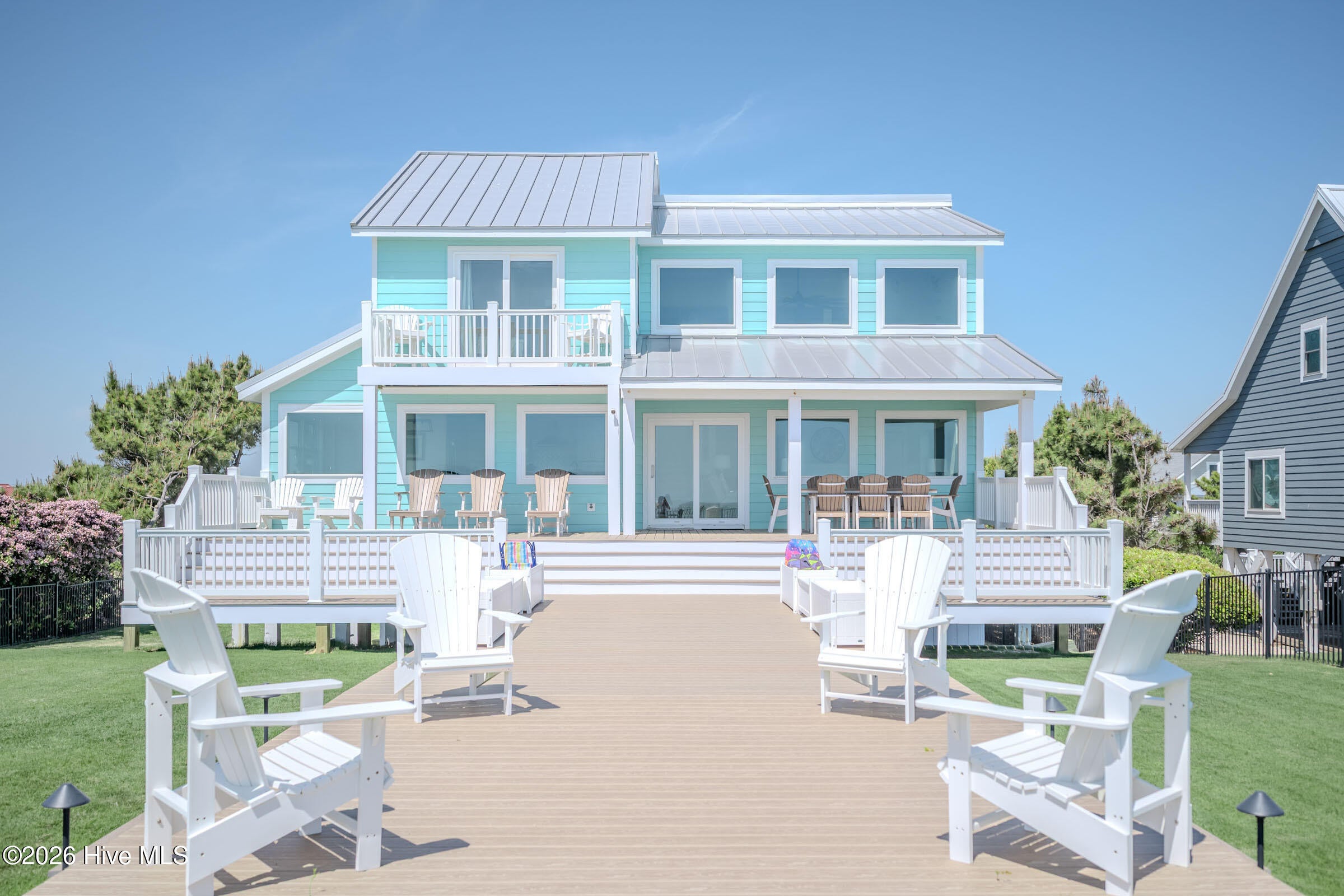 215 Caswell Beach Road