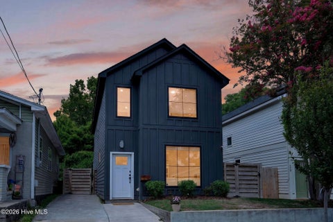 Tiny photo for 714 S 13th Street, Wilmington, NC 28401 (MLS # 100587439)