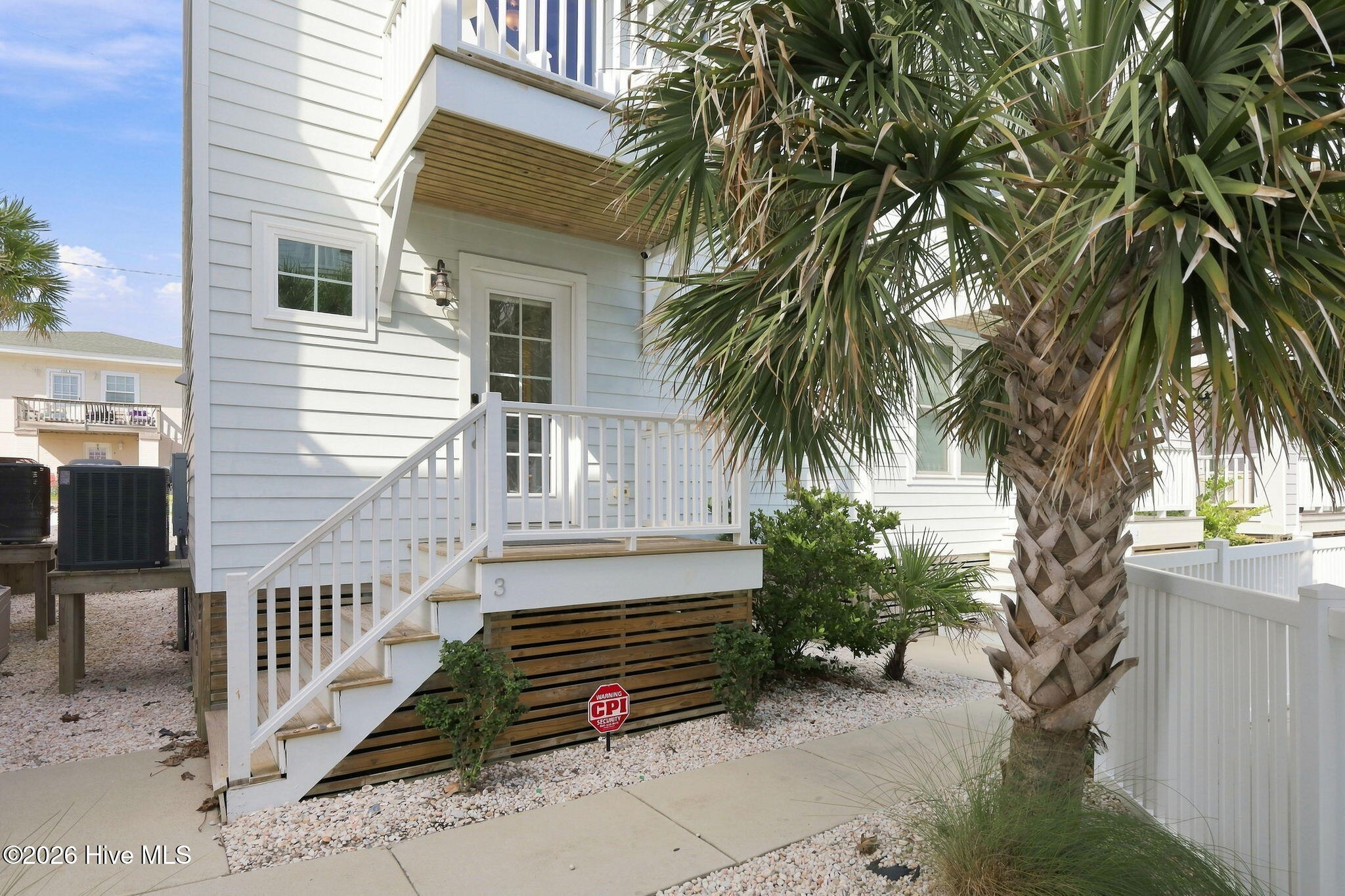 107 W Bogue Boulevard 3