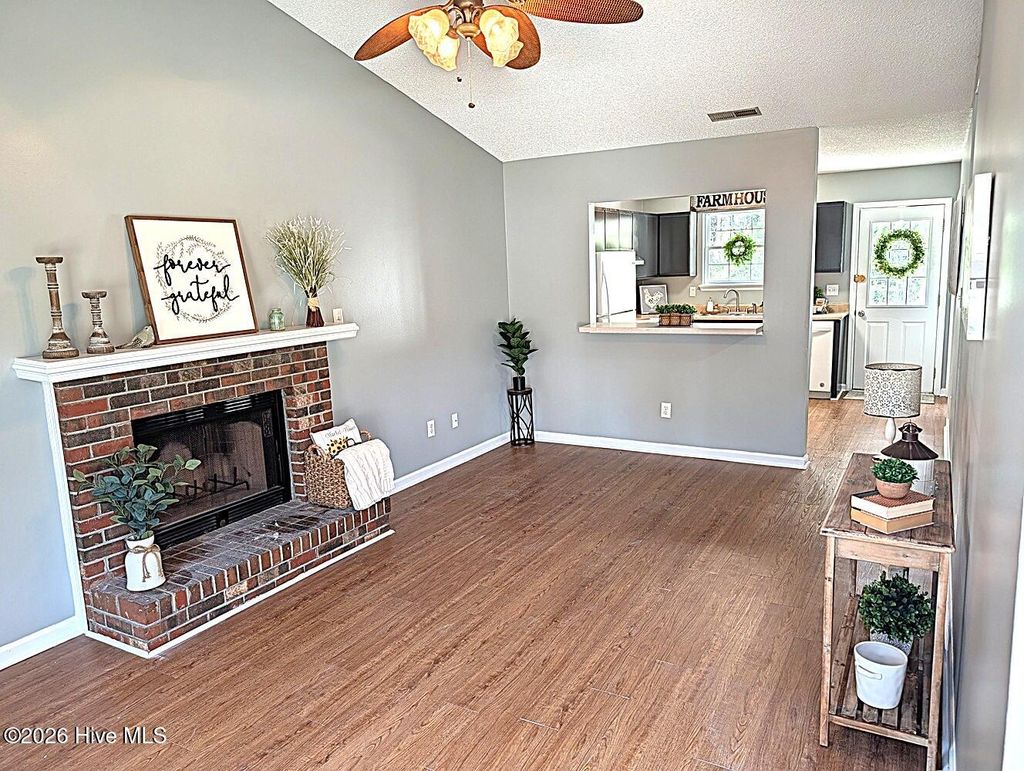 Photo of 106 Glenside Court, Midway Park, NC 28544 (MLS # 100562366)