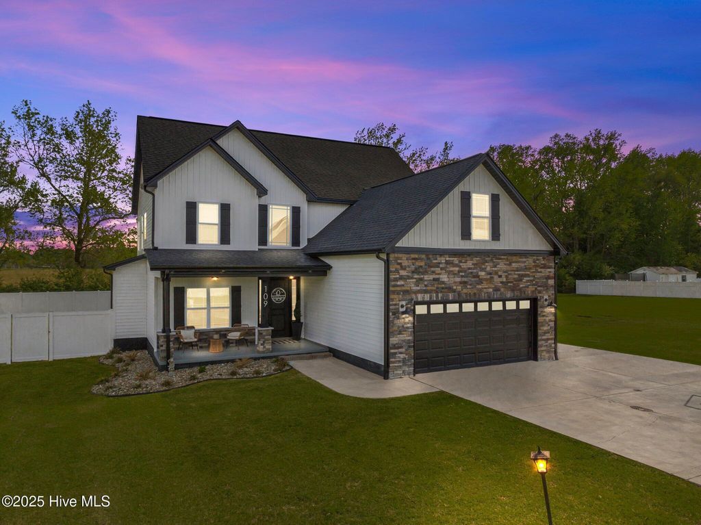 Photo of 109 Lennington Lane, Washington, NC 27889 (MLS # 100508344)