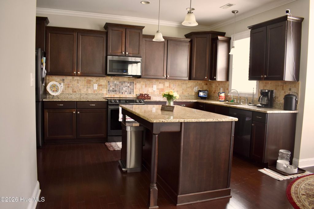 Photo of 109 Kenna Court, Jacksonville, NC 28540 (MLS # 100566506)