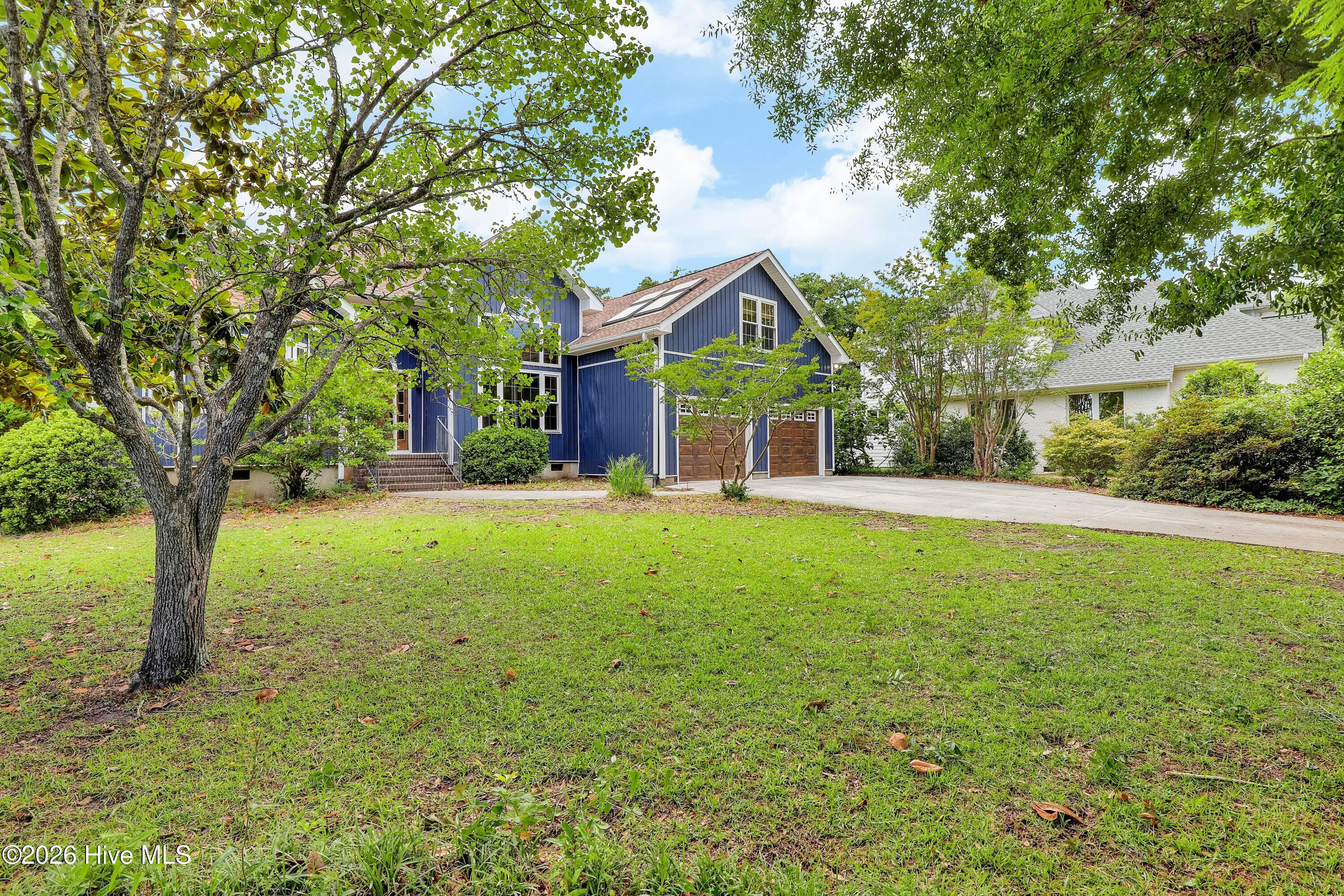 427 Lakeview Drive