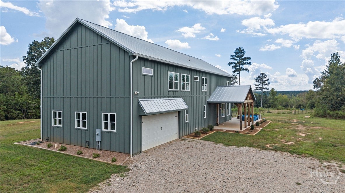 1032 Washington Road