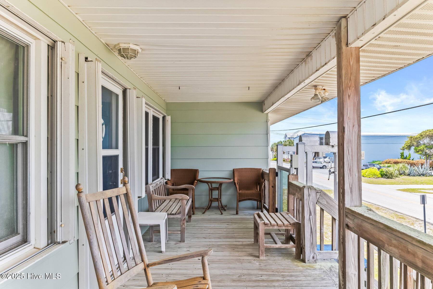 713 Channel Boulevard