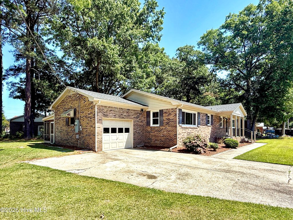 Photo of 1820 Providence Road, Elizabeth City, NC 27909 (MLS # 100576528)