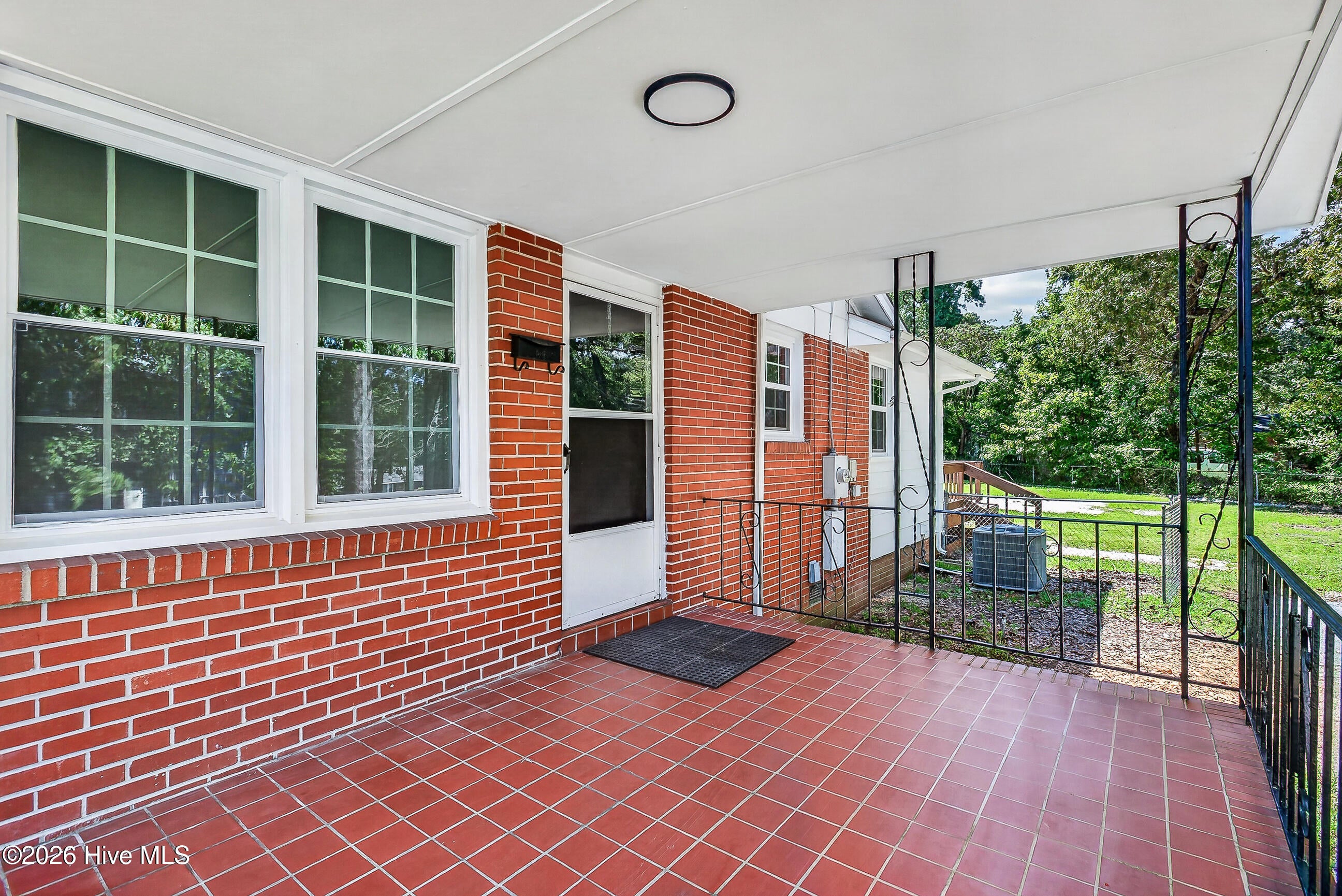 923 Sioux Drive